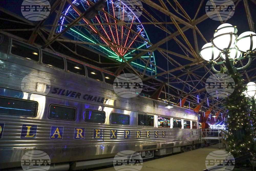 Verizon Business 2025 St. Louis U.S. Capitol Christmas Tree Stop
