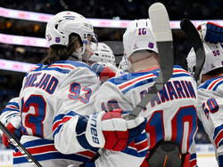 Rangers Lightning Hockey