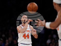 Magic Knicks Basketball