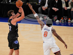 Magic Knicks Basketball