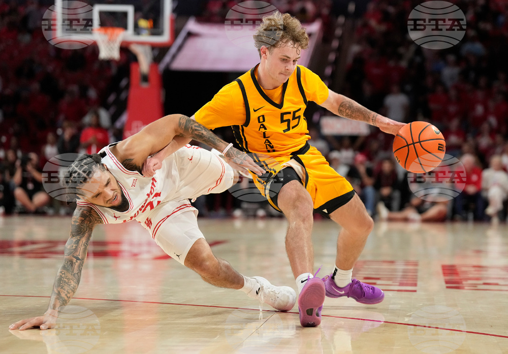 Oakland Houston Basketball