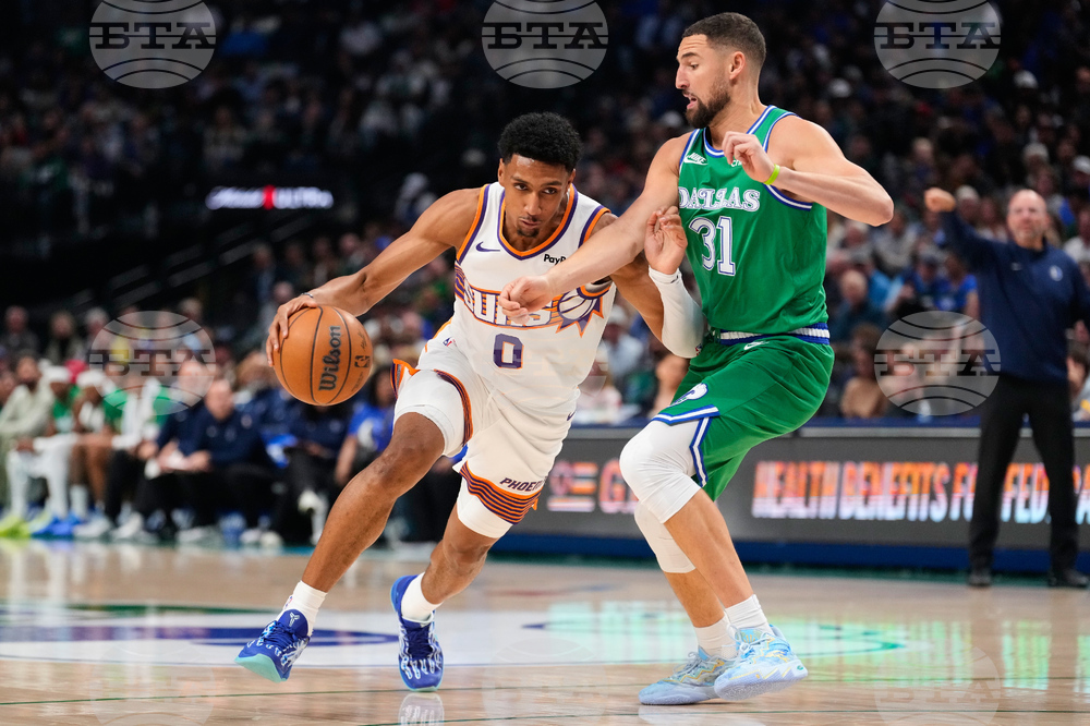 Suns Mavericks Basketball