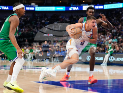 Suns Mavericks Basketball