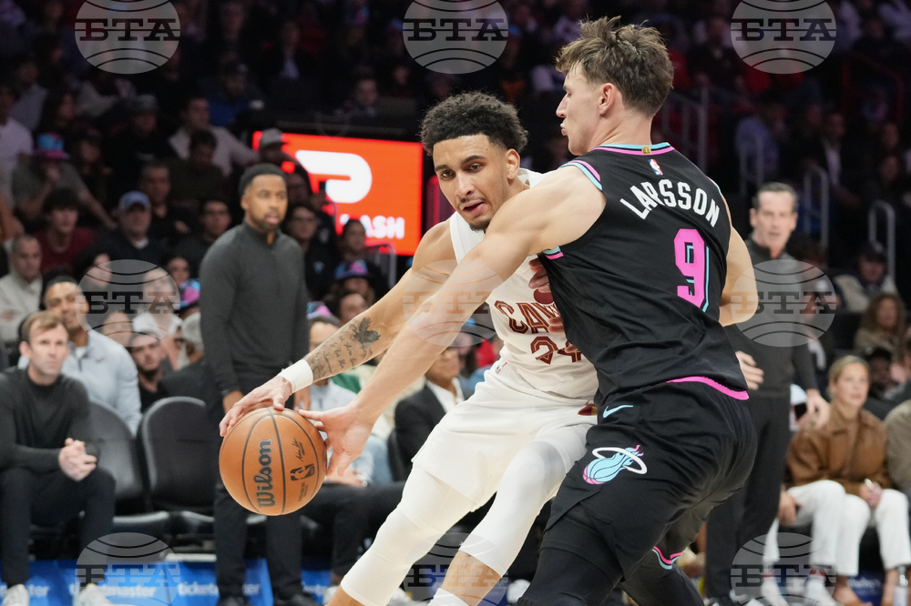 Cavaliers Heat Basketball