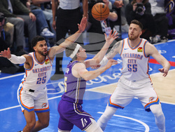 Lakers Thunder Basketball