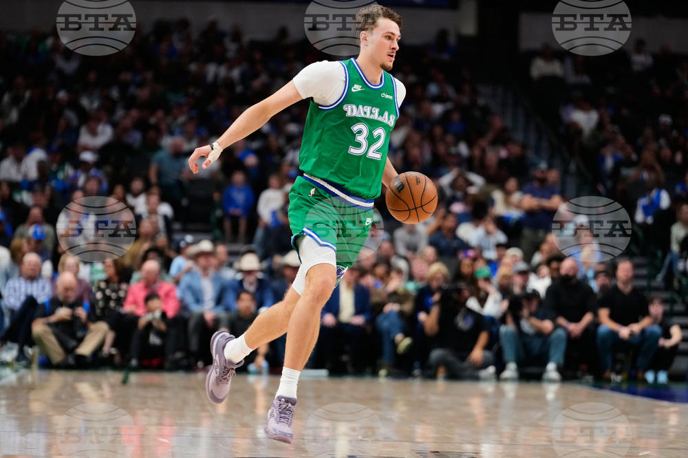 Suns Mavericks Basketball