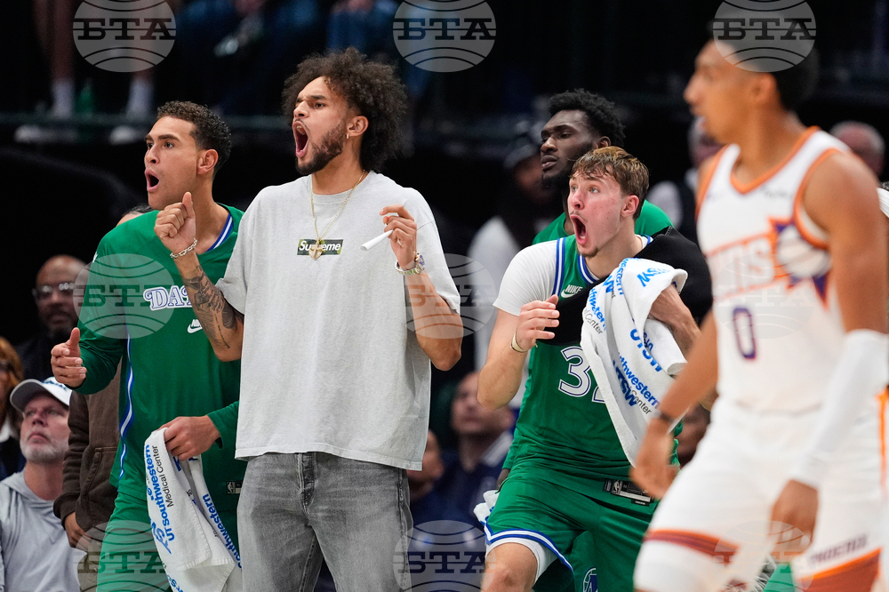 Suns Mavericks Basketball