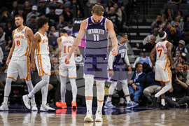 Hawks Kings Basketball