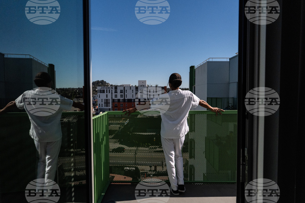 Housing Transit Hubs