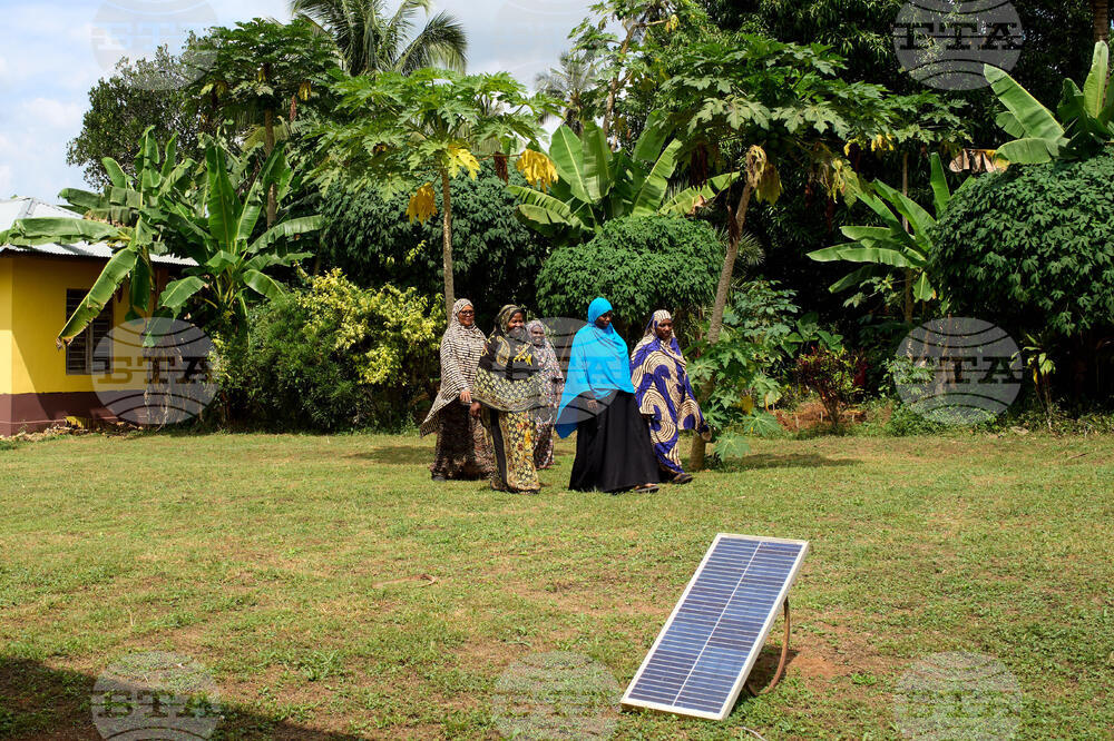 Tanzania Solar Mamas