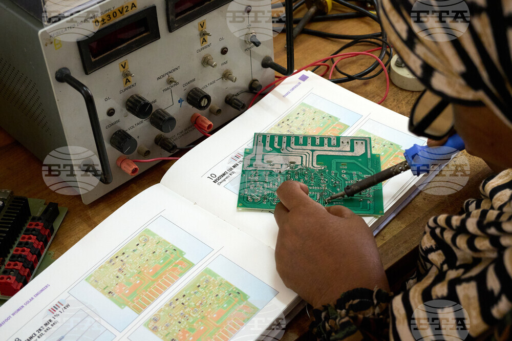 Tanzania Solar Mamas