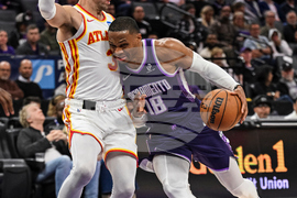 Hawks Kings Basketball