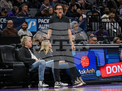 Hawks Kings Basketball