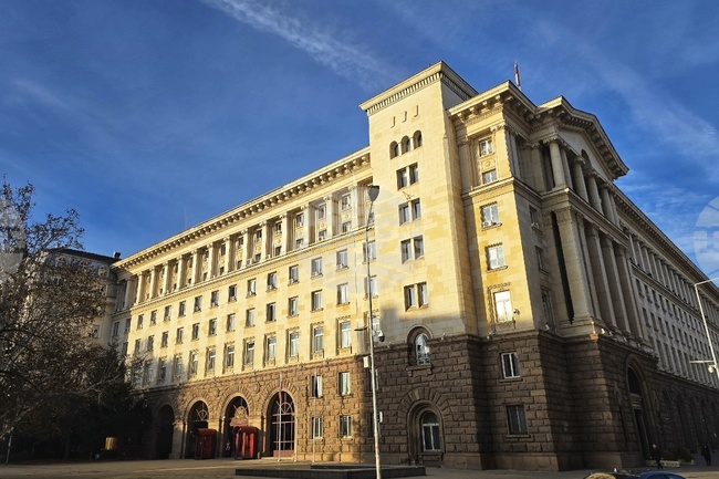 President's Administration Criticizes Parliament’s “Lack of Will” to Hear Citizens on Euro Referendum