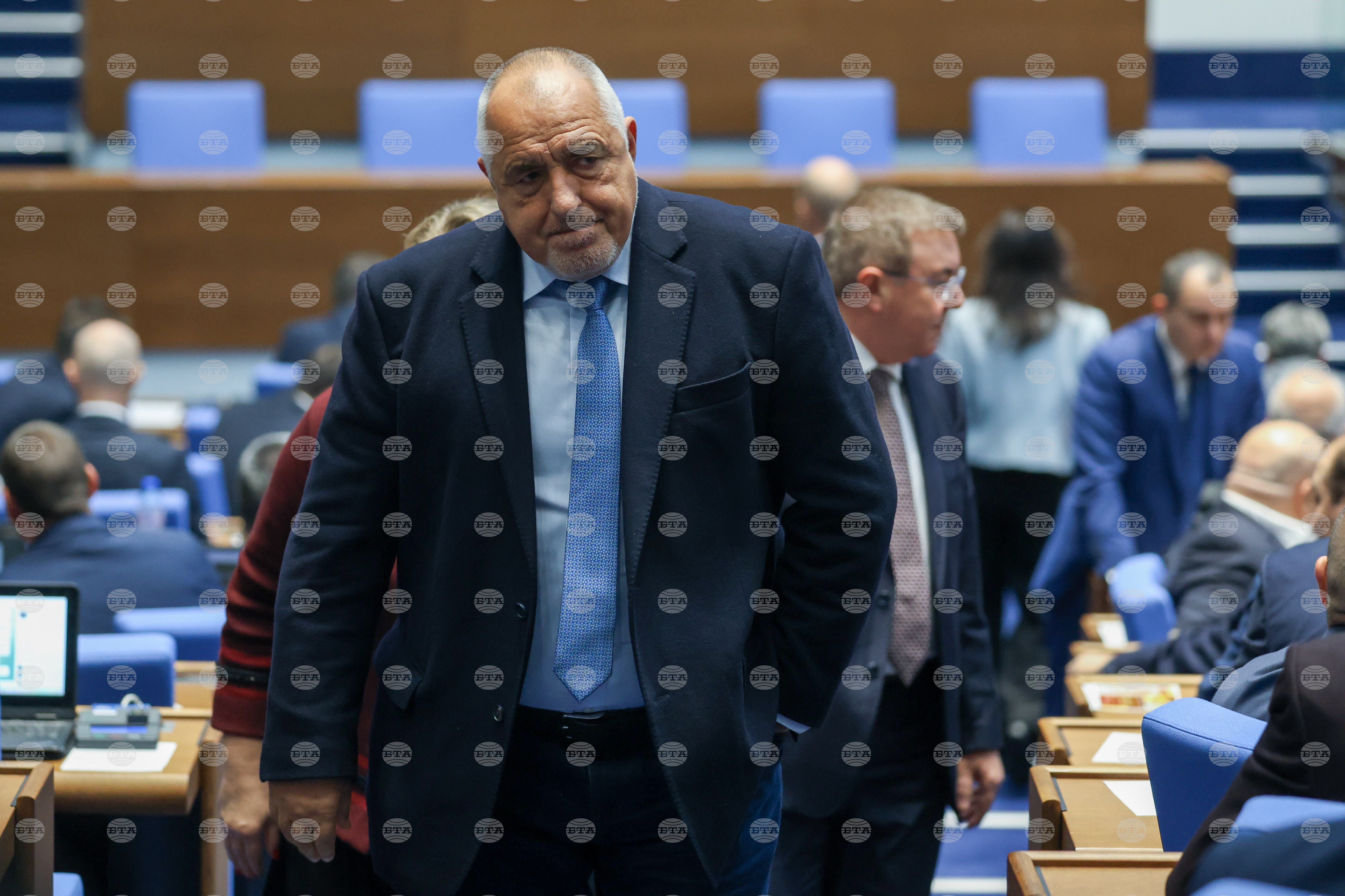 Лидерът на ГЕРБ Бойко Борисов се надява още днес България да получи дерогация за шест месеца заради американските санкции срещу "Лукойл"