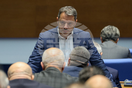 Парламент - заседание