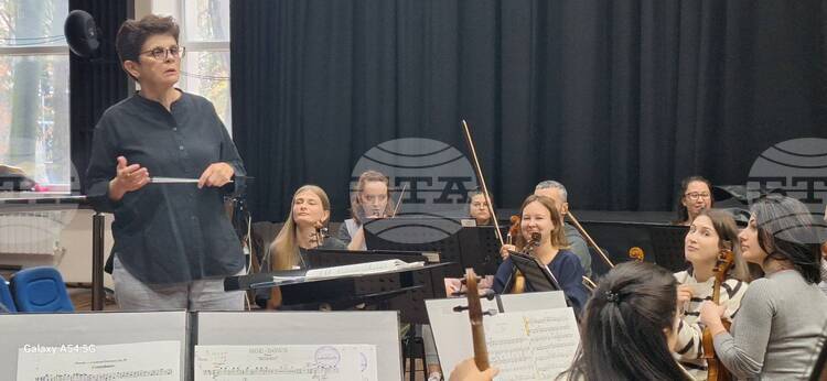 Vratza Symphony to Perform “Energies” Concert Conducted by Sandra Ragusa