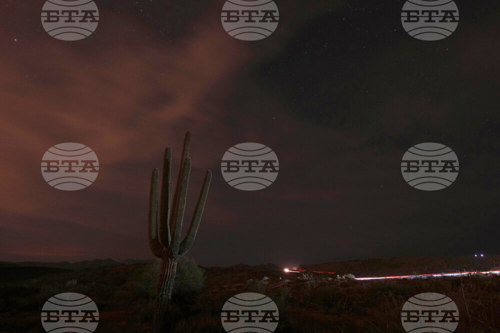 APTOPIX Aurora Borealis Arizona Weather