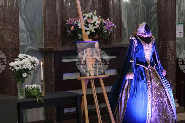 Стефка Евстатиева - поклонение