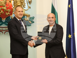 Президентство - спортисти - награждаване