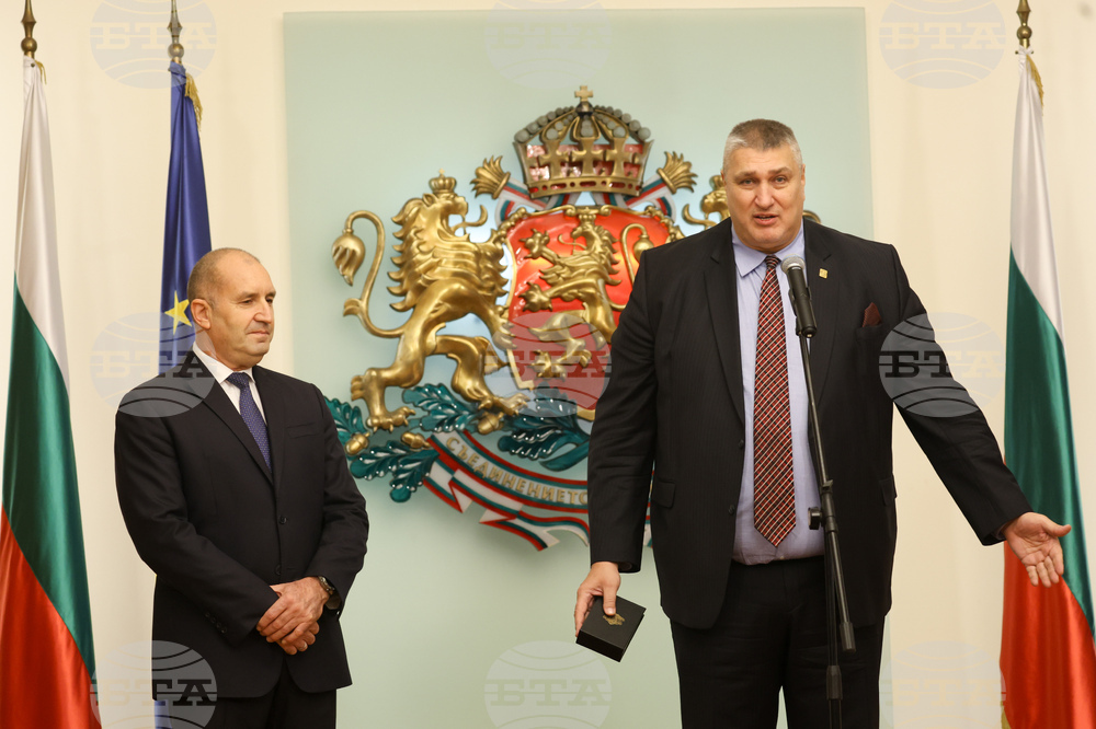 Президентство - спортисти - награждаване