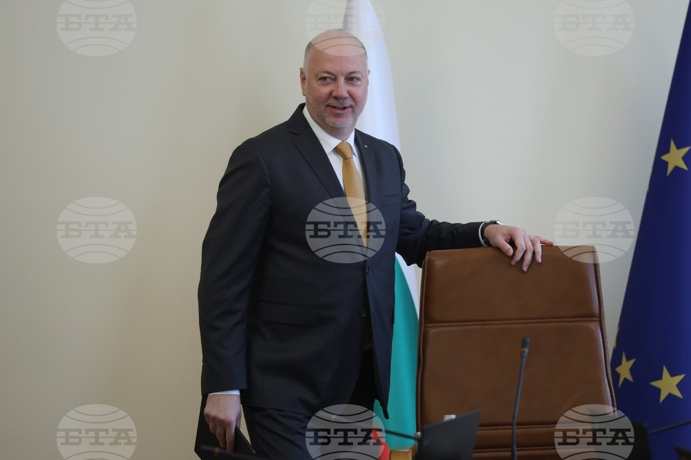 Росен Желязков свика заседание на Съвета по сигурността по темата за избор на особен управител на "Лукойл"