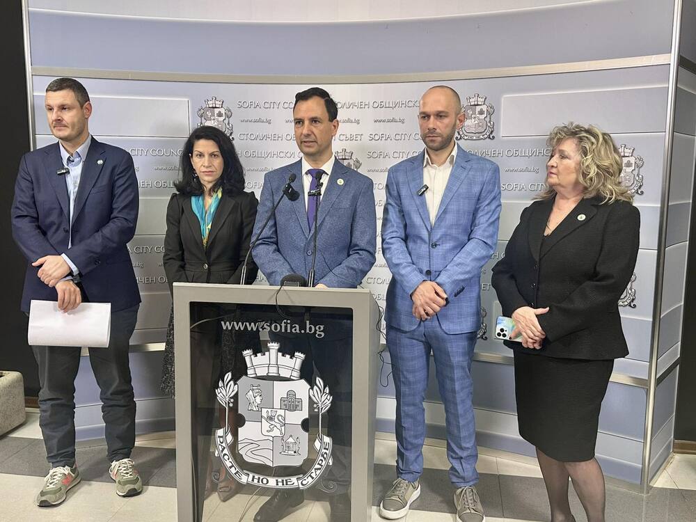 Реформата в паркирането ще осигури прозрачност и реална възвръщаемост на средствата към гражданите, смятат от групата на ПП-ДБ в СОС 