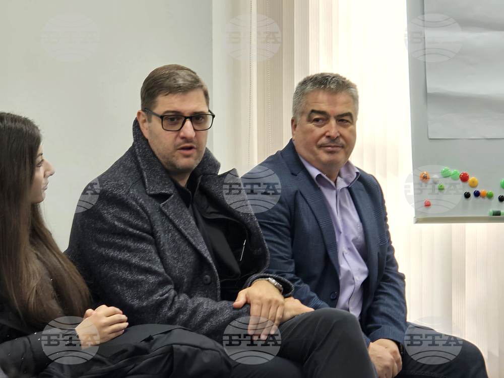 Добрич - младежи - среща с местната власт