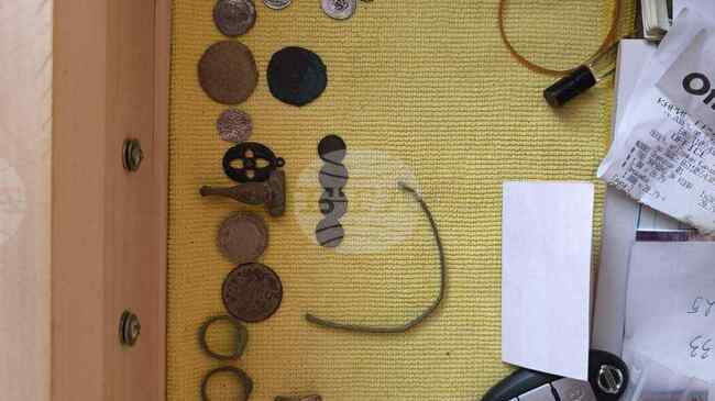 От частен дом в Тетевенско са иззети културно-исторически ценности