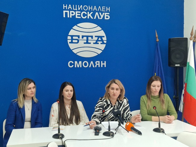 Пресконференция по повод стартиране на нов проект на Ротари клуб - Смолян и Младежки център - Смолян на тема  „Повишаване на знанията за рисковете от употреба на вейпове, енергийни напитки и екранна зависимост сред младежи и техните родители“