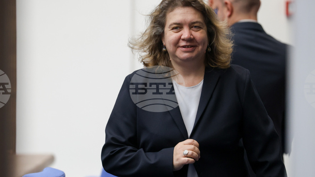 Според доц. Наталия Киселова за предстоящите избори е добре да бъде запазена познатата технология на гласуване 