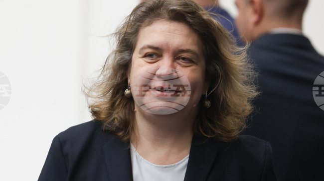 И днес не бих допуснала в зала да се разглежда предложението за референдум за еврото, каза Наталия Киселова
