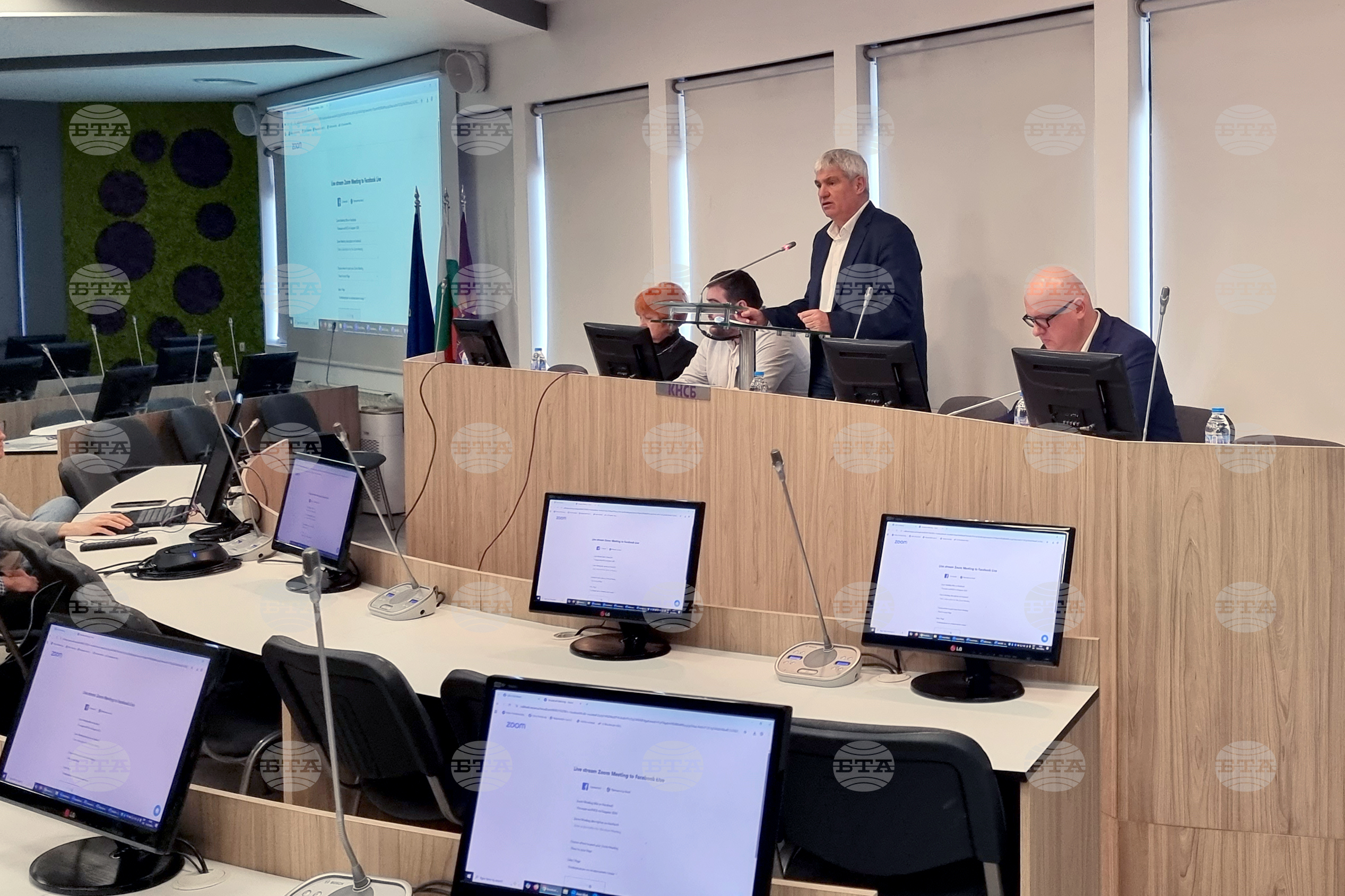 Според юристите не е порок, че проектобюджетът не е минал през Националния съвет за тристранно сътрудничество, каза Пламен Димитров