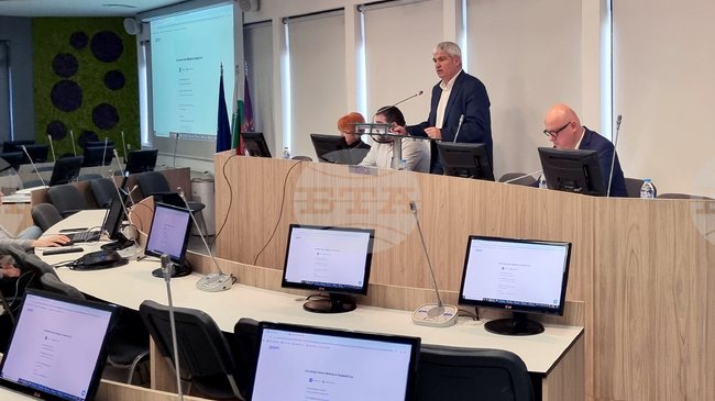 Според юристите не е порок, че проектобюджетът не е минал през Националния съвет за тристранно сътрудничество, каза Пламен Димитров