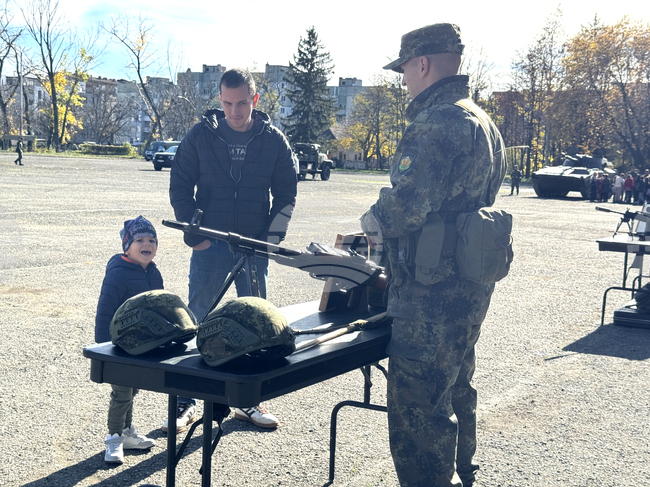 Казанлък - военно поделение - Ден на отворените врати