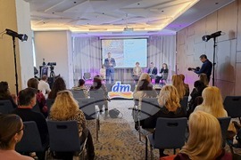 „dm България“ - финансови резултати - представяне