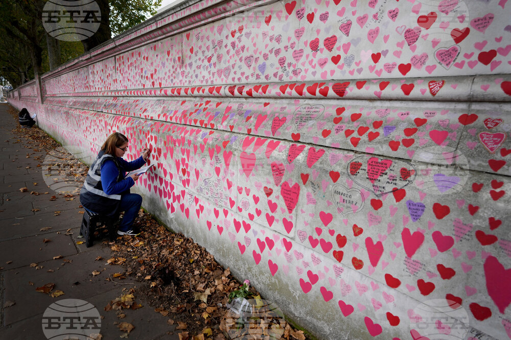 Britain-COVID 19-Memorial