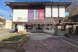 Ловеч - Есенен салон