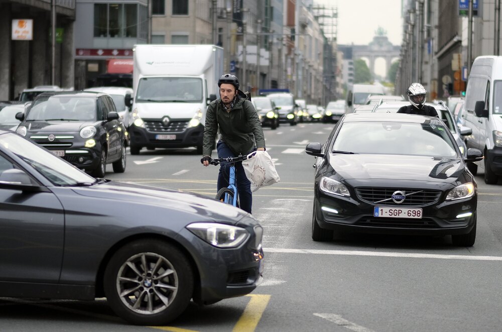 Белга: Автомобилите остават предпочитаното транспортно средство в Белгия, но използването на електрически велосипеди нараства