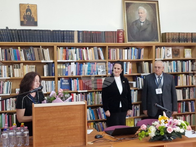 Над 70 участници от няколко държави дискутират библиотечното дело на научен форум във Велико Търново