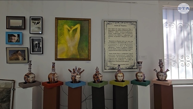 В традиционния есенен салон в Ловеч се представят 31 автори с 56 творби