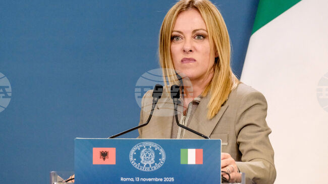 Мелони заяви, че споразумението за изграждане на италиански мигрантски центрове в Албания ще продължи да се реализира 