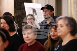 Месец на мъжкото здраве - фотографска изложба