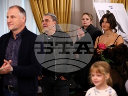 Месец на мъжкото здраве - фотографска изложба