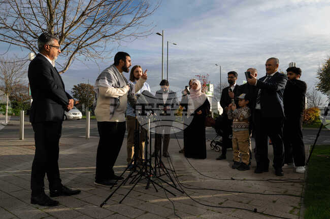 Immigration Commentator Detained