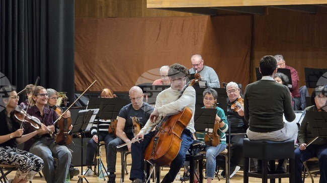Младият виртуоз Сион Найман ще свири на сцената на Симфоничния оркестър - Сливен 
