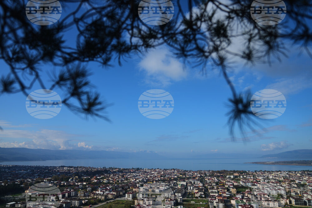 Извършителят на атентата срещу папа Йоан Павел Втори е трябвало да напусне Изник, където днес пристига папа Лъв Четиринадесети, съобщават местни медии