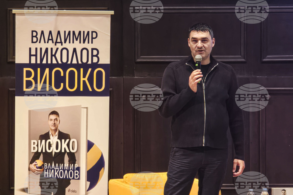 Ако човек иска да бъде успешен, трябва да е отдаден на това, което прави, каза волейболистът Владимир Николов в Добрич