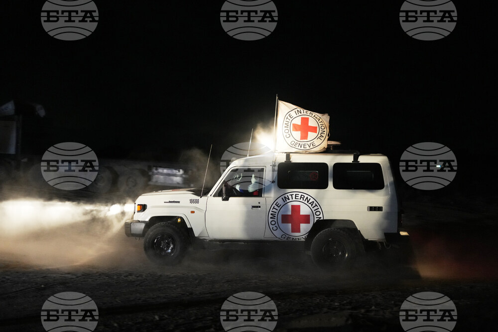 Израел обяви, че бойци в Газа са предали на Червения кръст тяло, за което се смята, че е на заложник