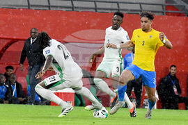 CORRECTION Nigeria Gabon WCup Soccer